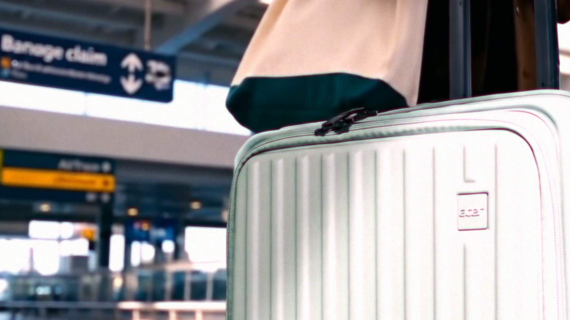 Acer Fashion Commercial Exhibition Image 1